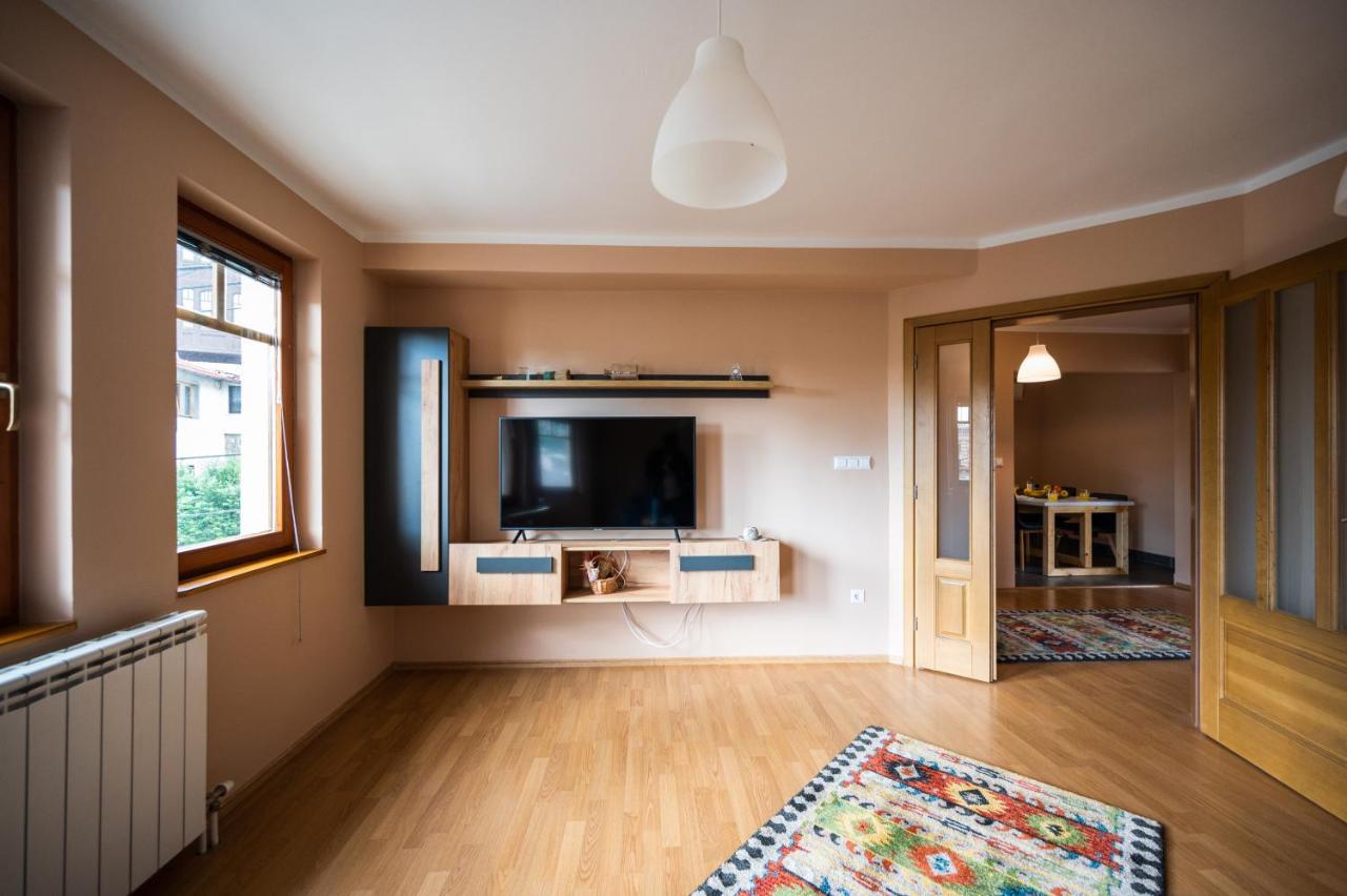 Spacious & Modern Apartments- Old Town Apartment Sarajevo