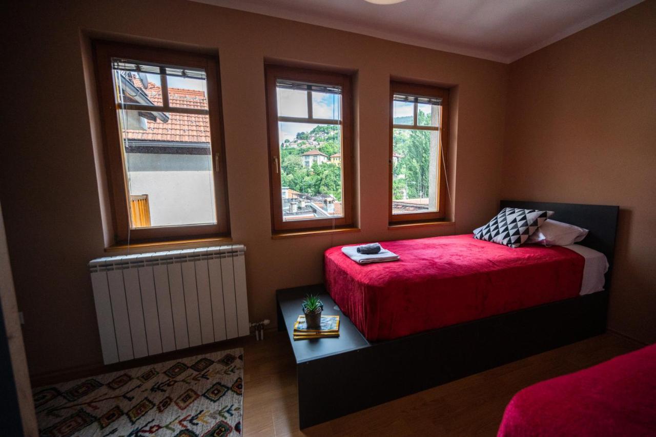 Spacious & Modern Apartments- Old Town