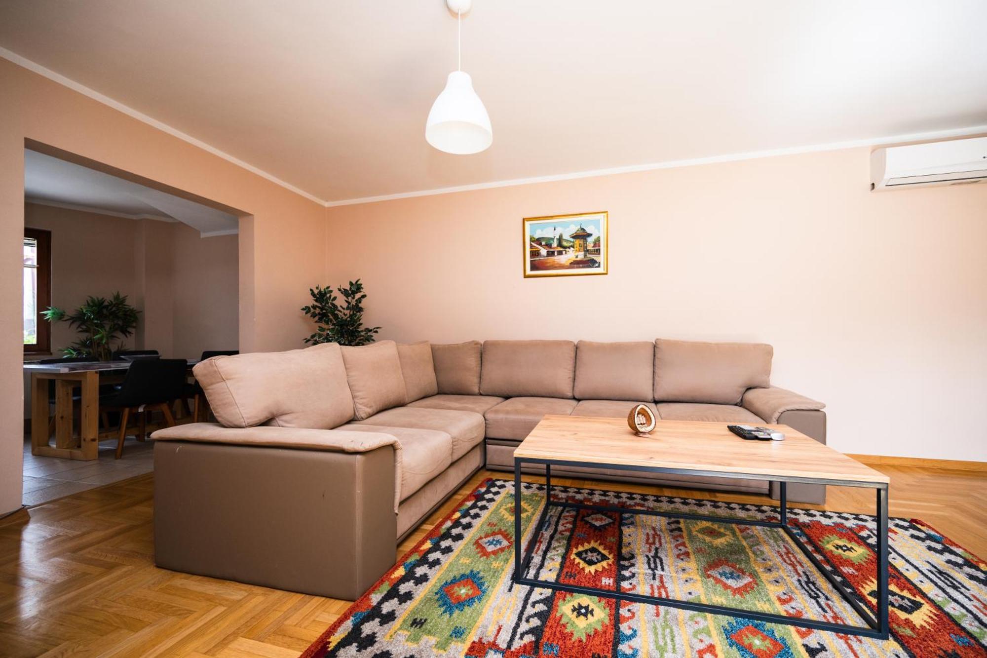 Spacious & Modern Apartments- Old Town * Sarajevo